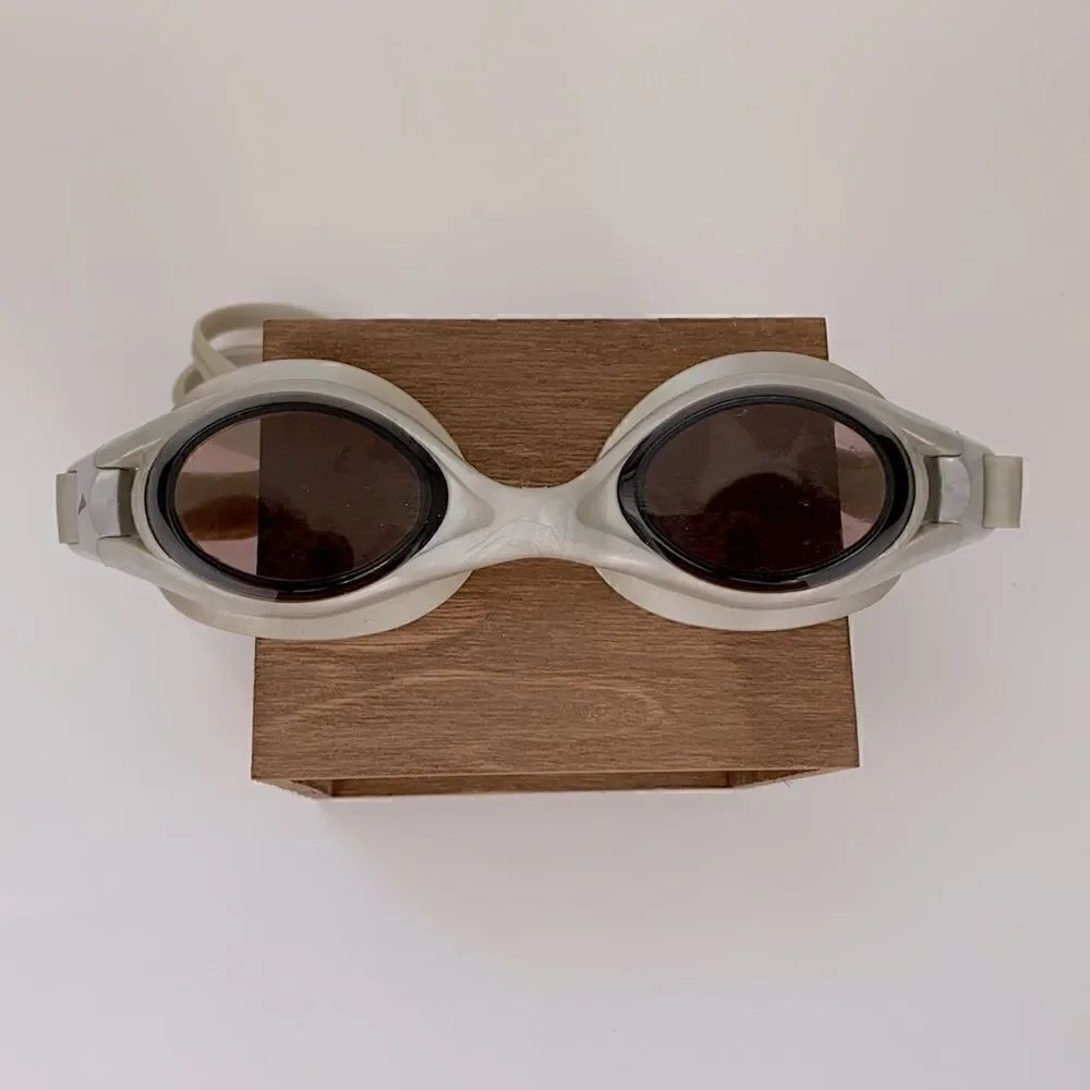 🏊🏻♀️Japan VIEW swimming goggles